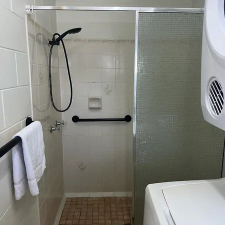 Coral Reef Apartments-3